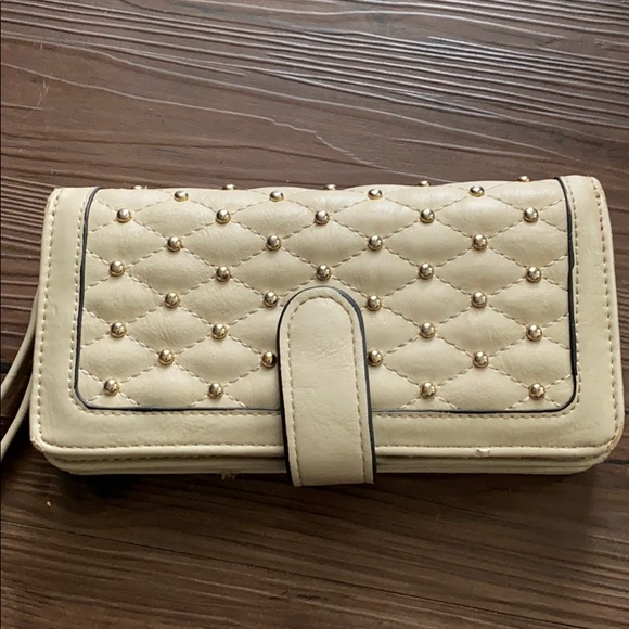 Tan studded wristlet - Picture 1 of 4